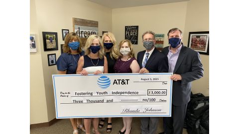 Today Senator Scott Wilk (R-Santa Clarita) joined AT&T in presenting Fostering Youth Independence (FYI) with the AT&T Investing in California Award.  AT&T awarded the Santa Clarita non-profit $3,000 in recognition and support of its work on behalf of foster youth.  “Congratulations to Carolyn Olsen, Gina Stevens, Stacey Anton and everyone at FYI on receiving this well-deserved grant. I would also like to thank Dan Revetto and AT&T for seeing, what all of us in the SCV already see, the great work FYI does fo